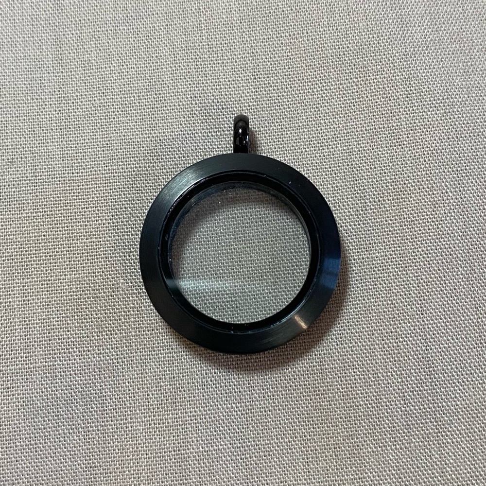 Origami Owl NEW Medium Matte Black Locket